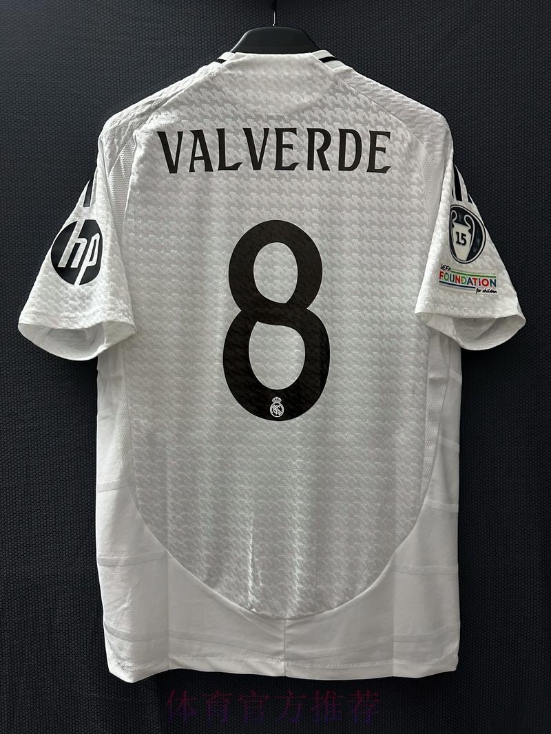 拜仁仍有意巴尔韦德 但皇马将他视作非卖品 拜仁仍有意巴尔韦德 但皇马将他视作非卖品